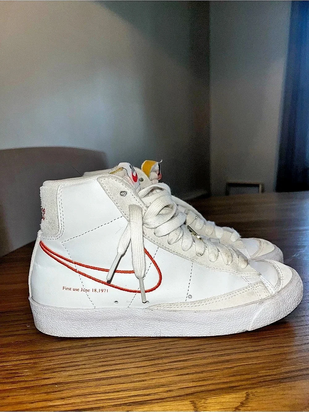 Nike Blazer Mid '77 SE 'First Use' Sneakers White & Orange